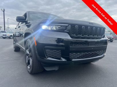 Used 2023 Jeep Grand Cherokee L Laredo