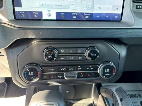 New 2024 Ford Bronco Outer Banks w/ Sasquatch Package image 17