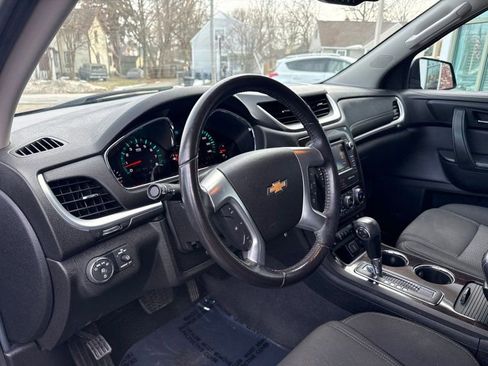 Used 2016 Chevrolet Traverse LT image 10