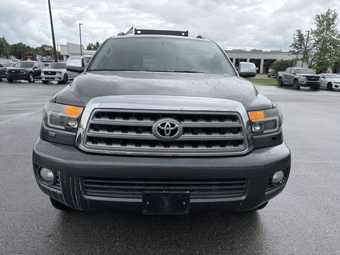 Used 2017 Toyota Sequoia Limited w/ Safety & Convenience Package RWD image 6