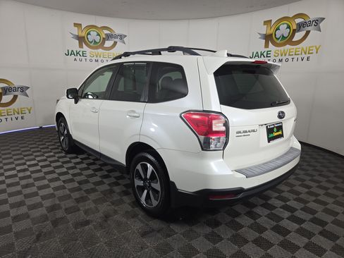 Used 2018 Subaru Forester 2.5i Premium AWD/4WD image 6