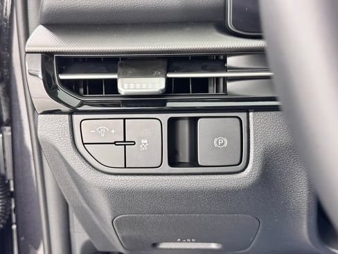 New 2026 Kia Sportage LX AWD/4WD image 32