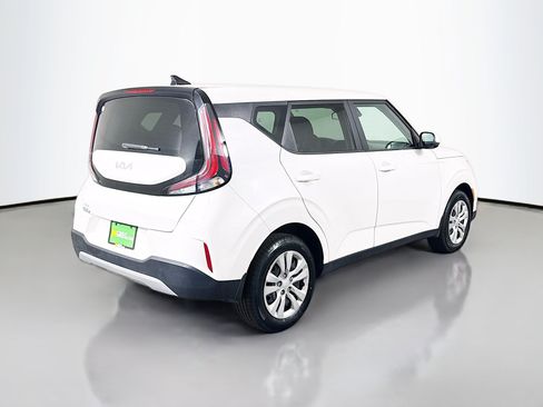 Used 2023 Kia Soul LX FWD image 10