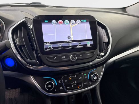 Used 2017 Chevrolet Volt Premier w/ Driver Confidence II Package FWD image 19