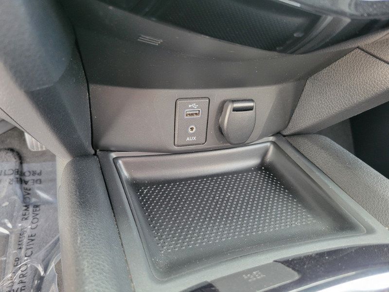 Used 2017 Nissan Rogue S FWD image 37