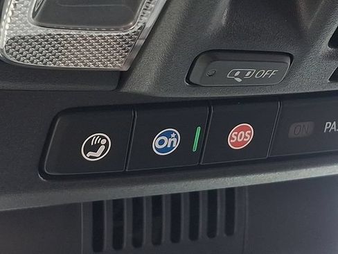 Used 2023 GMC Sierra 1500 AT4 w/ Technology Package AWD/4WD image 26