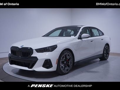 New 2026 BMW 550e xDrive