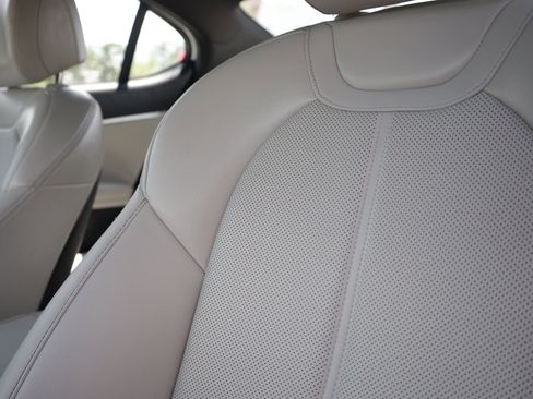 Used 2024 Genesis G70 2.5T RWD image 22