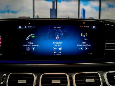 Certified 2022 Mercedes-Benz GLS 450 4MATIC image 19