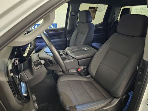 Used 2025 Chevrolet Silverado 1500 LT AWD/4WD image 5