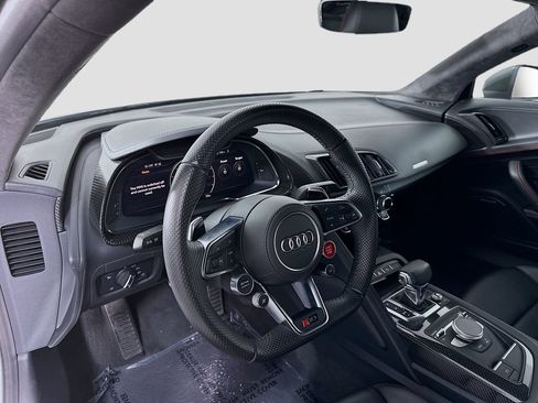 Used 2020 Audi R8 V10 performance image 4