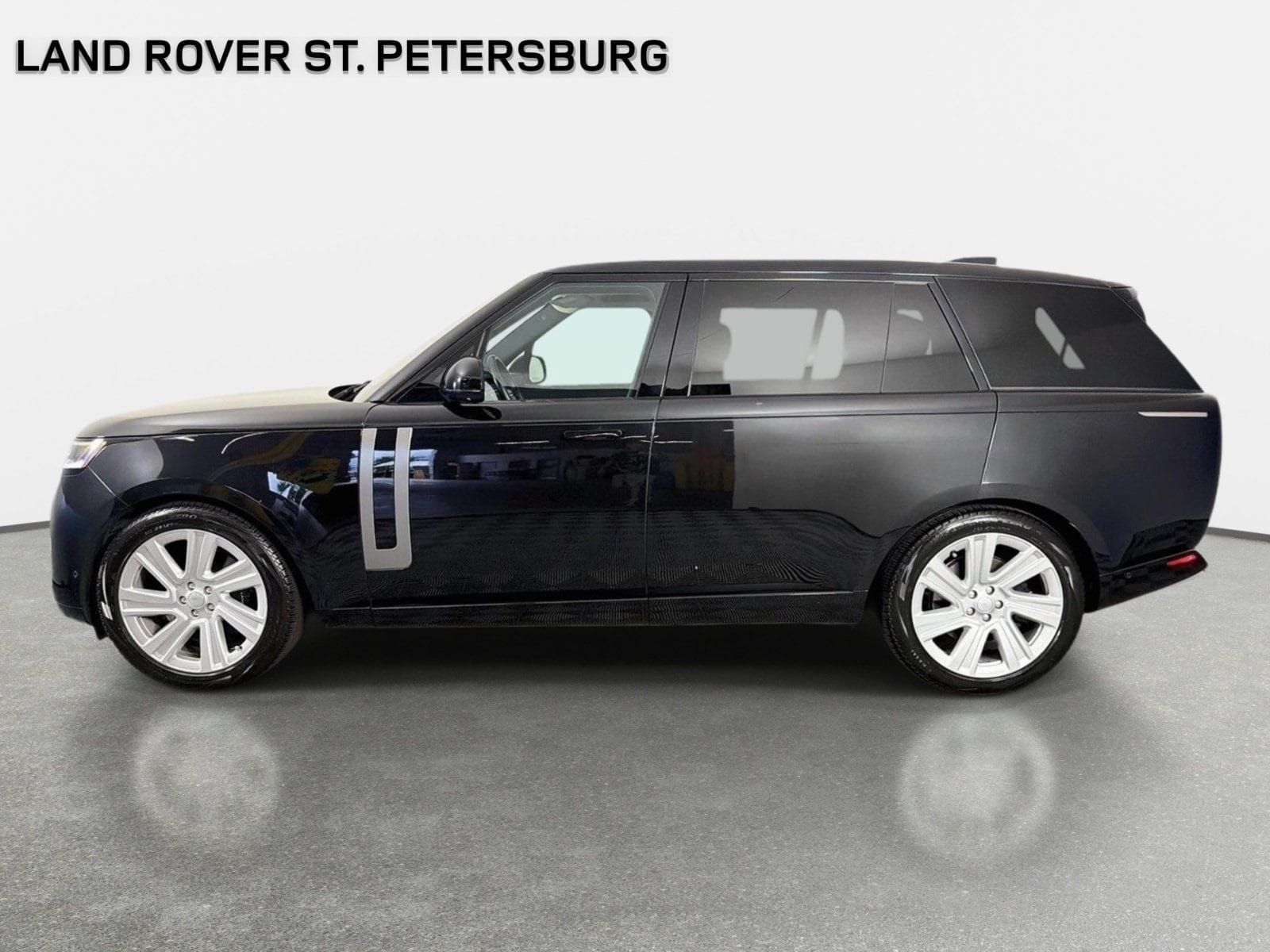 Used 2023 Land Rover Range Rover Long Wheelbase SE AWD/4WD image 8