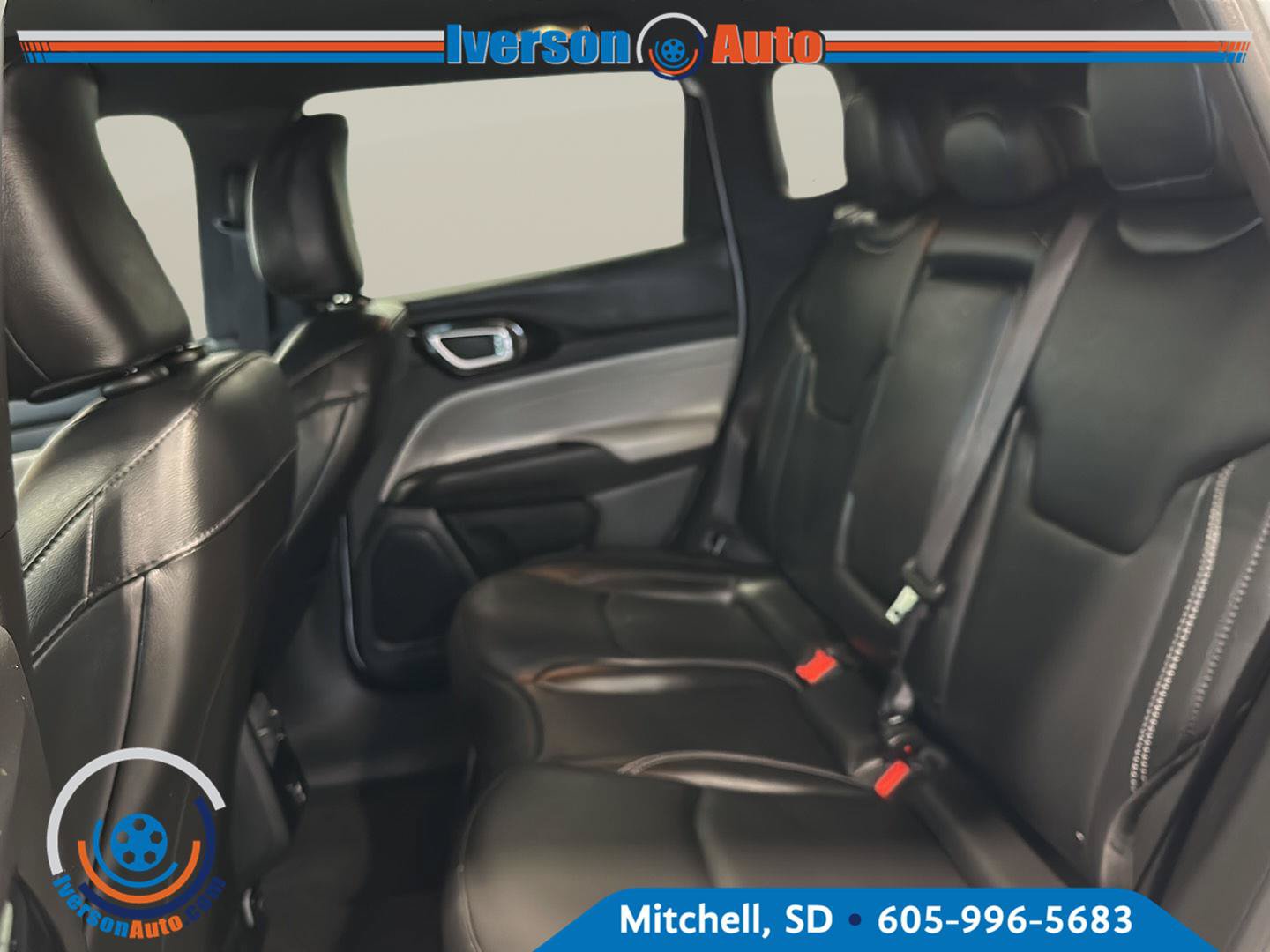 Used 2025 Jeep Compass Limited AWD/4WD image 24