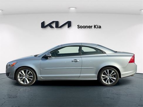 Used 2013 Volvo C70 T5 image 3