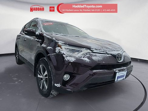 Used 2018 Toyota RAV4 XLE image 7