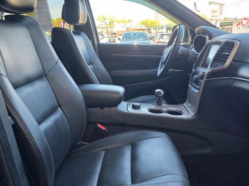 Used 2014 Jeep Grand Cherokee Limited AWD/4WD image 13