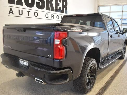 Used 2022 Chevrolet Silverado 1500 LT Trail Boss w/ Protection Package AWD/4WD image 4