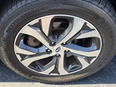 Used 2020 Subaru Outback Limited w/ Popular Package #2 AWD/4WD image 18