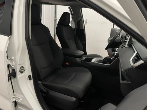 Used 2025 Toyota RAV4 XLE w/ Convenience Package AWD/4WD image 43
