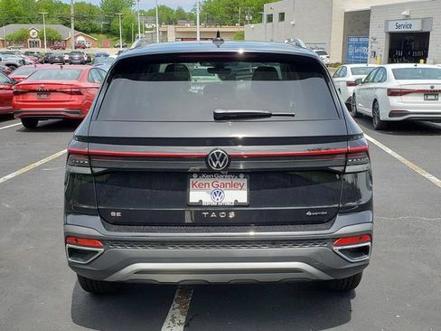 New 2026 Volkswagen Taos SE AWD/4WD image 4