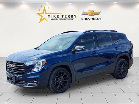 Certified 2023 GMC Terrain SLT w/ Tech Package FWD image 1