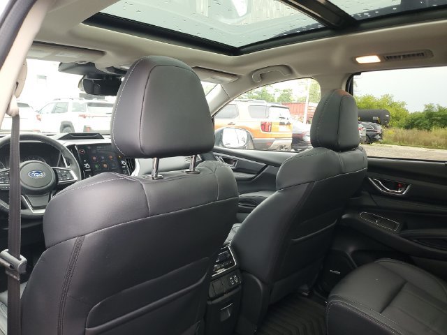 Used 2024 Subaru Ascent Limited w/ Technology Package AWD/4WD image 11