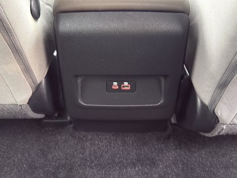 Used 2023 Nissan Frontier SV w/ Technology Package image 37