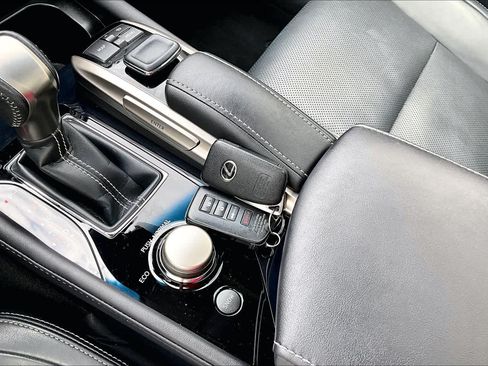 Used 2019 Lexus GS 350 RWD image 15