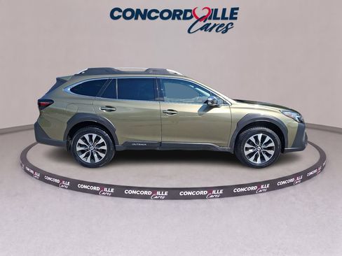 Used 2024 Subaru Outback Touring XT AWD/4WD image 8