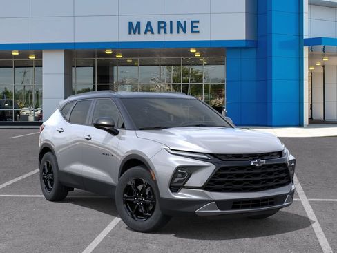 New 2026 Chevrolet Blazer LT w/ Convenience Package FWD image 7