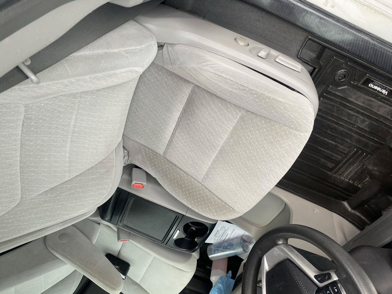 Used 2019 Toyota Sienna LE FWD image 11