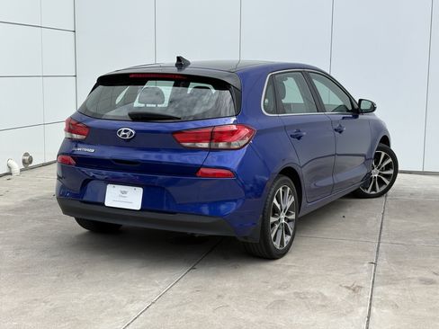 Used 2020 Hyundai Elantra GT w/ Style Package 02 FWD image 7