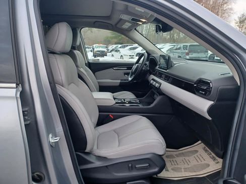 Used 2023 Honda Pilot Touring image 31