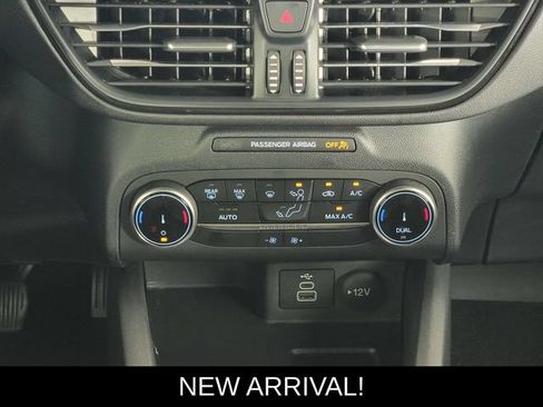 Used 2026 Ford Escape ST-Line AWD/4WD image 22