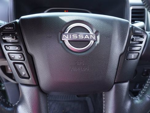 Used 2024 Nissan Frontier SL w/ Technology Package RWD image 19
