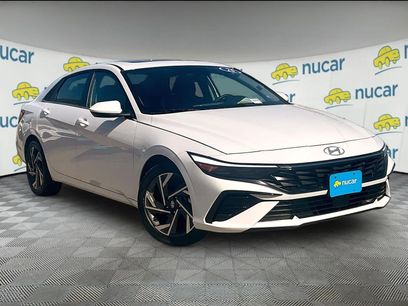 Used 2025 Hyundai Elantra SEL