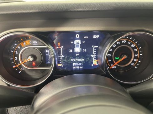 Used 2021 Jeep Gladiator Sport image 28