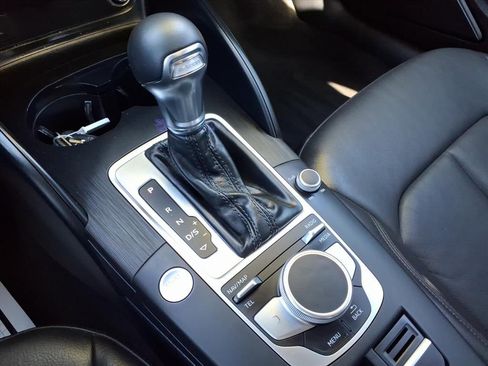 Used 2018 Audi A3 e-tron Premium Plus w/ Technology Package image 28