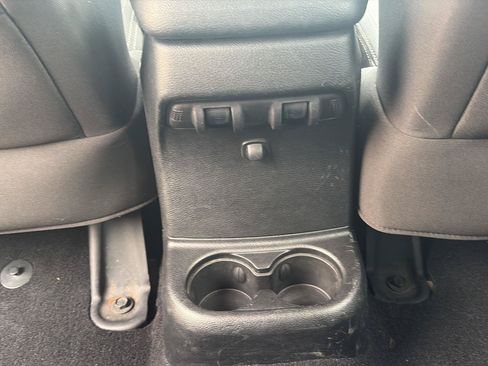 Used 2016 Jeep Wrangler Unlimited Sahara AWD/4WD image 30