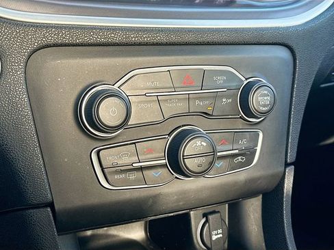 Used 2019 Dodge Charger GT image 15