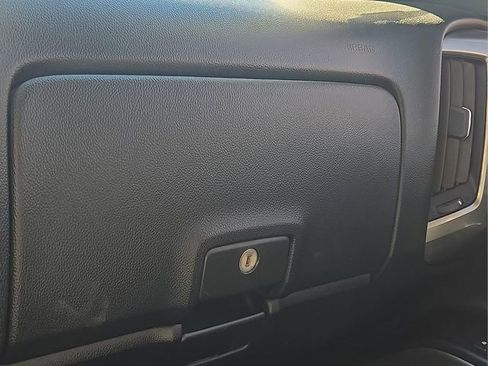 Used 2018 Chevrolet Silverado 1500 LT w/ Texas Edition image 27