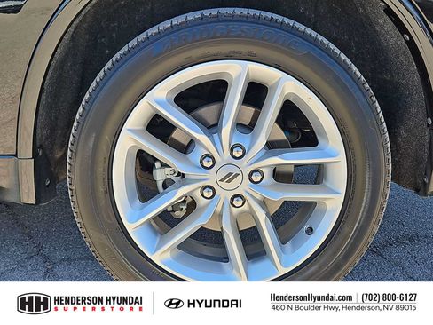 Used 2025 Dodge Durango GT AWD/4WD image 13