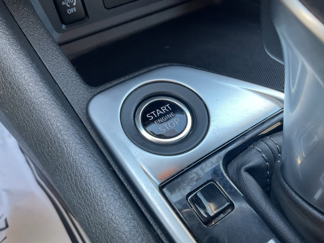 Used 2025 Nissan Sentra SV w/ Trunk Package FWD image 22