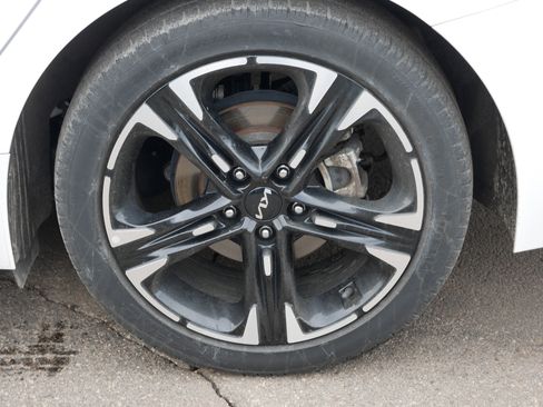 Used 2023 Kia K5 GT-Line image 4