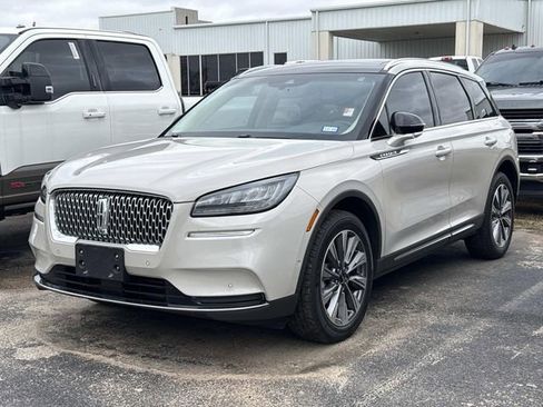 Used 2022 Lincoln Corsair Reserve w/ Equipment Group 201A image 3