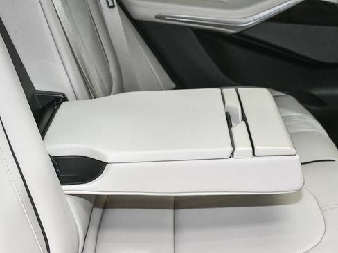 Used 2024 BMW X5 xDrive40i w/ M Sport Package AWD/4WD image 61