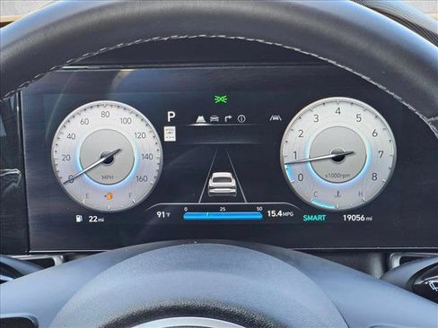 Used 2025 Hyundai Elantra SEL FWD image 11
