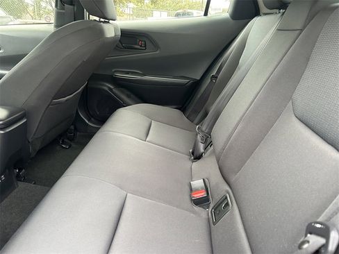 Used 2025 Toyota Prius LE image 14