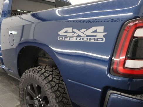 Used 2022 RAM 2500 Big Horn w/ Level C Equiment Group AWD/4WD image 30