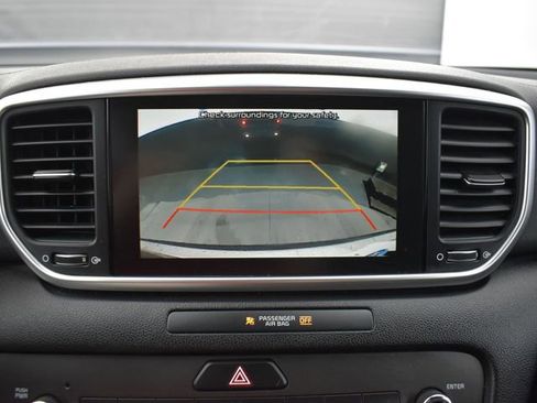 Used 2022 Kia Sportage LX FWD image 18
